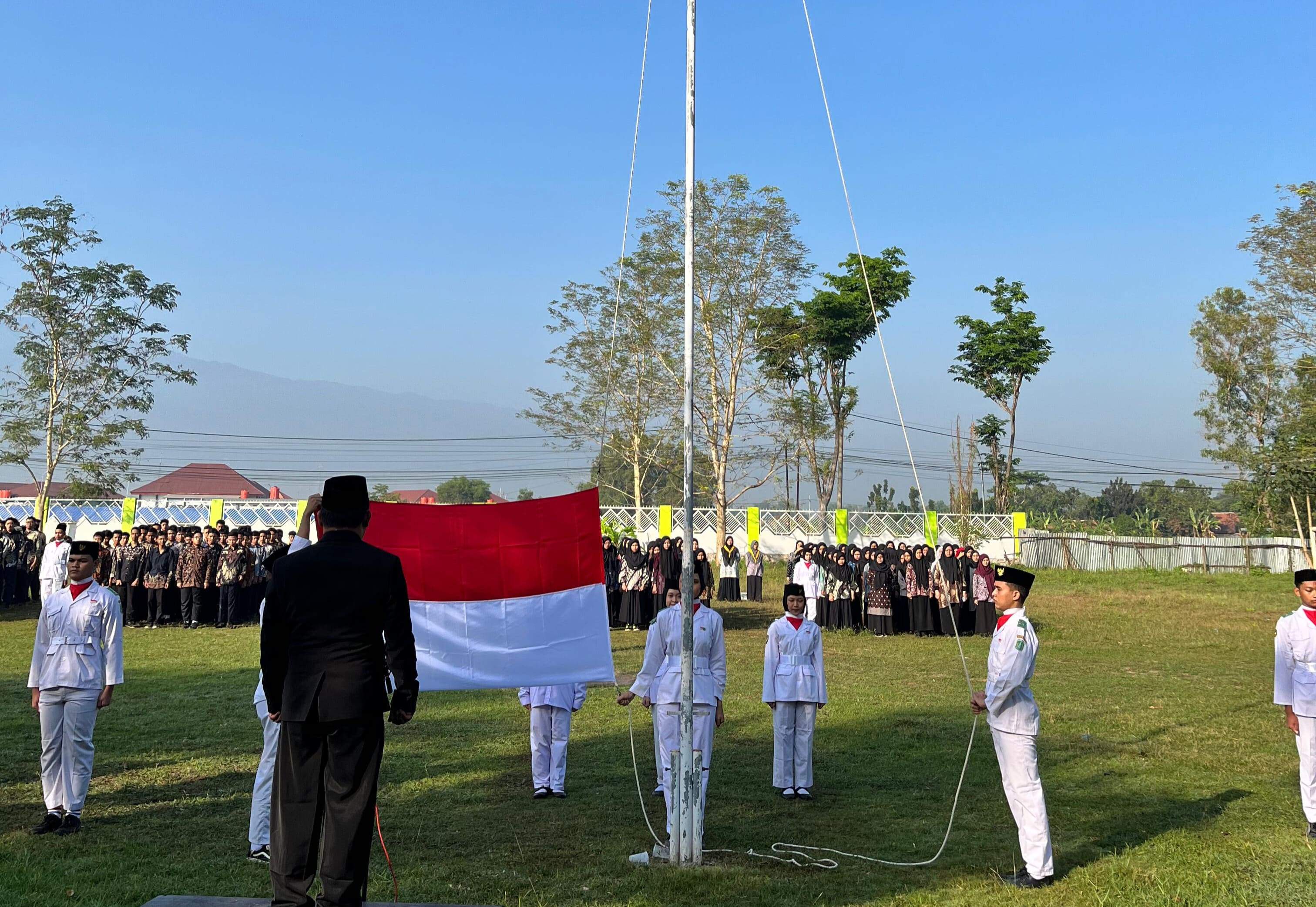 MAN Insan Cendekia Pasuruan Gelar Upacara HUT ke-80 RI dengan Khidmat